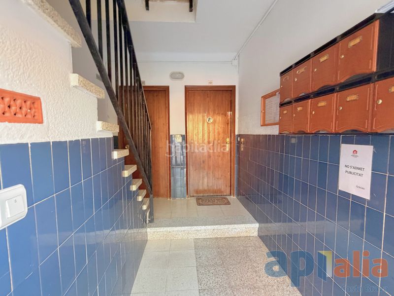 Foto 161066ea-4c17-4638-90c9-02641d2dfd86. Pis a carrer de la sala 28 a Poble Calonge