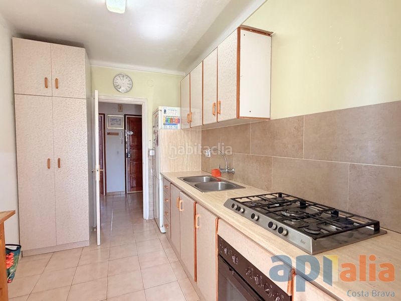 Foto 3568cbd5-0716-4a99-848b-e751f48f75dd. Pis a carrer de la sala 28 a Poble Calonge