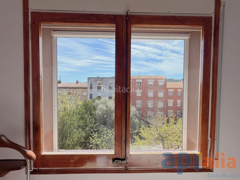 Foto 467c388b-77d8-4ac0-b4ab-9ce1a493e95e. Pis a carrer de la sala 28 a Poble Calonge