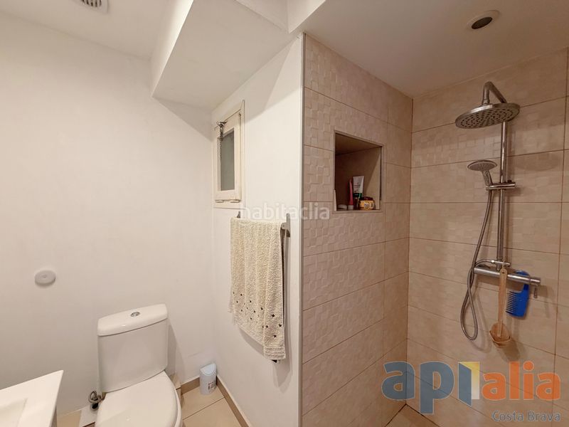 Foto 506f5b82-8ed9-4c64-ae04-2da1659748e5. Pis a carrer de la sala 28 a Poble Calonge