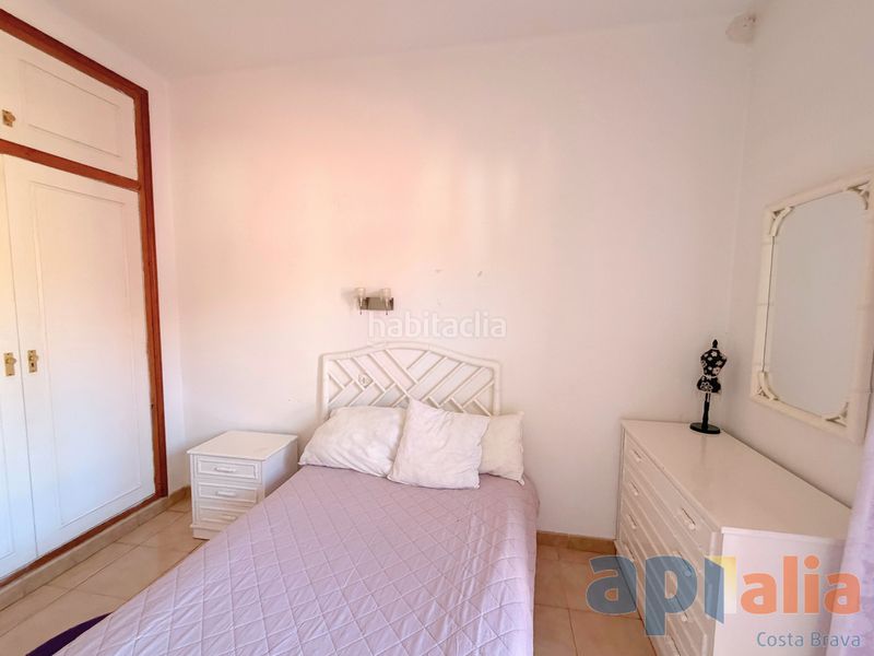 Foto b57014ae-34b8-4230-9303-50ba7c545c2c. Pis a carrer de la sala 28 a Poble Calonge