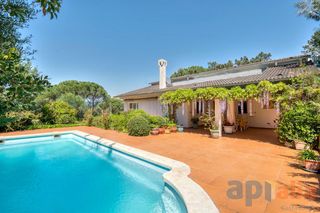 Xalet a Avinguda del canig� 200. Casa en urbanizacion golf costa brava (sta. cristina d'aro)