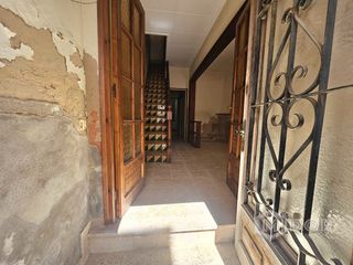 Casa adossada a Carrer de la Creu 150