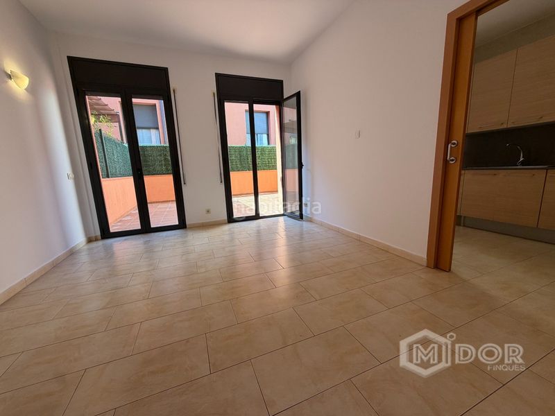 Foto 08f86eb8-da3c-489a-a53a-5bc8725a03af. Piso en carrer de santa magdalena 98 planta baja con terraza a tan solo 650m de la playa en Sant Feliu de Guíxols