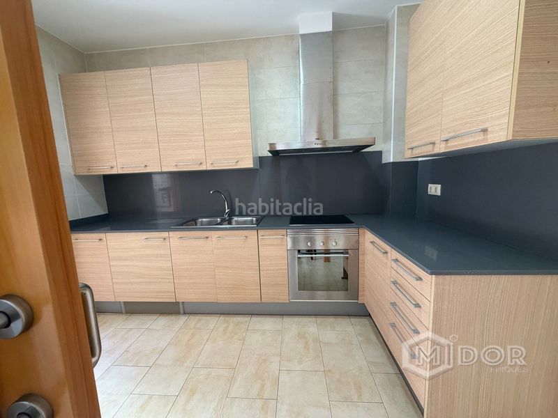 Foto 26a42ef0-bee3-4023-957b-d953cb97b4ee. Piso en carrer de santa magdalena 98 planta baja con terraza a tan solo 650m de la playa en Sant Feliu de Guíxols