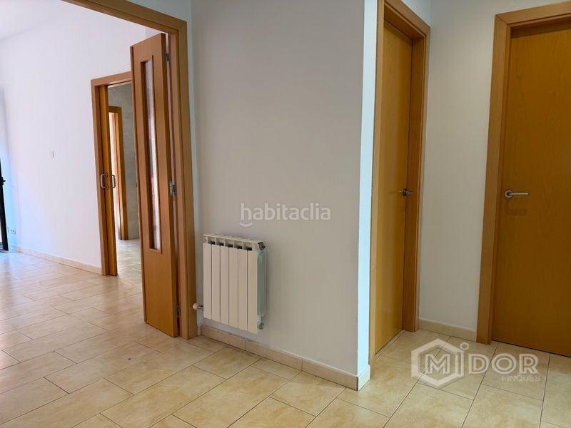 Foto 4b21d2c6-c8ba-4402-b9ea-d6c16411f8d8. Piso en carrer de santa magdalena 98 planta baja con terraza a tan solo 650m de la playa en Sant Feliu de Guíxols