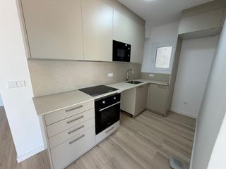 Etagenwohnung in Carrer pau casals la isla 16. Estrena piso en caldetes