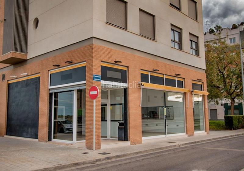 Foto 3aeae62f-722d-4942-a50b-2293d3f19880. Lloguer local comercial a Meliana