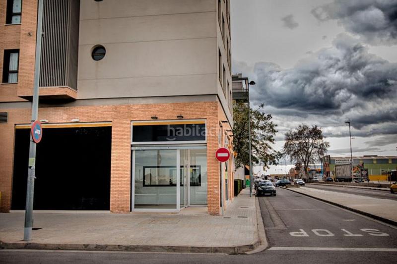 Foto 69d6a2f5-93c5-41e9-9441-9c53a76f13ba. Lloguer local comercial a Meliana