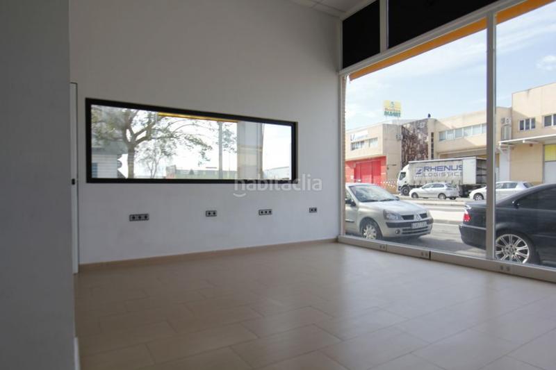 Foto 76752045-f1dd-4b0c-8c29-d1e37df9dbec. Lloguer local comercial a Meliana