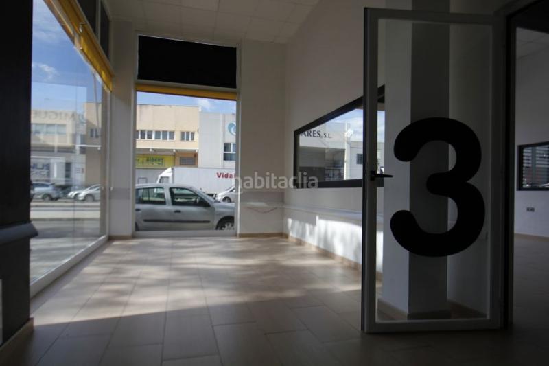 Foto ec69b65f-3085-4d1f-8c40-35345877446e. Lloguer local comercial a Meliana