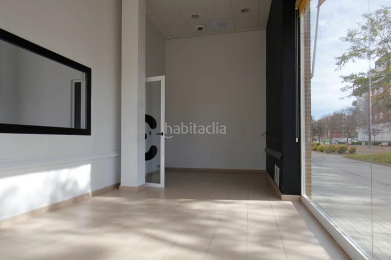 Foto ec705ce5-2bb6-4bfd-aa5f-07af7db5ffea. Rent business premise in Meliana