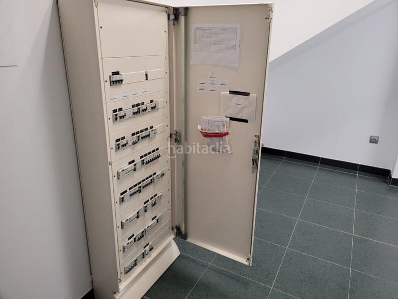 Foto 528ee523-8dfb-4ade-8742-8e25ab66f207. Rent business premise in Meliana