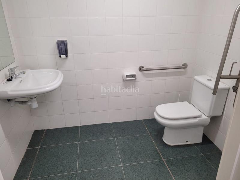 Foto b1485e55-6218-409c-8fb7-d53407d57160. Rent business premise in Meliana