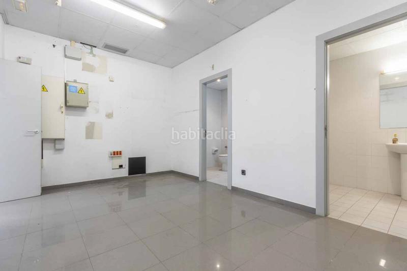 Foto 606e888a-7b55-4983-8c85-d86a4231b0f6. Rent business premise in Albuixech