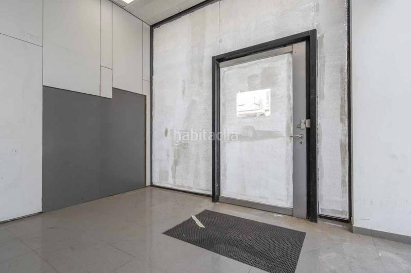 Foto b5ddfa92-4c05-458c-a2ce-5921d54e7239. Rent business premise in Albuixech