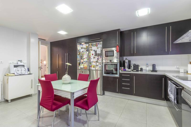 Foto 79c24f01-44d3-4f0e-a4d3-67b2142820dd. Casa en Bétera - cadernera 50 exclusiva vivienda independiente en venta en torre en conill, en Bétera