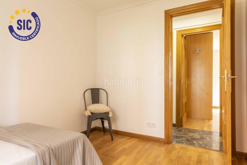 Foto bdb5cac0-c406-4cdb-9d31-917f4ff0ca9c. Pis a Tres Forques Valencia