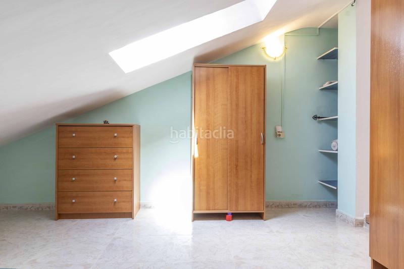 Foto b2e7174f-811b-4e71-b1af-e8889190c123. Casa a schiera con parcheggio in Alameda Park Manises