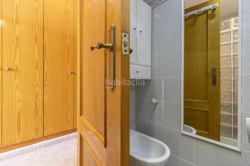 Foto bf796522-2404-43a8-ac2f-20e539626560. Casa a schiera con parcheggio in Alameda Park Manises
