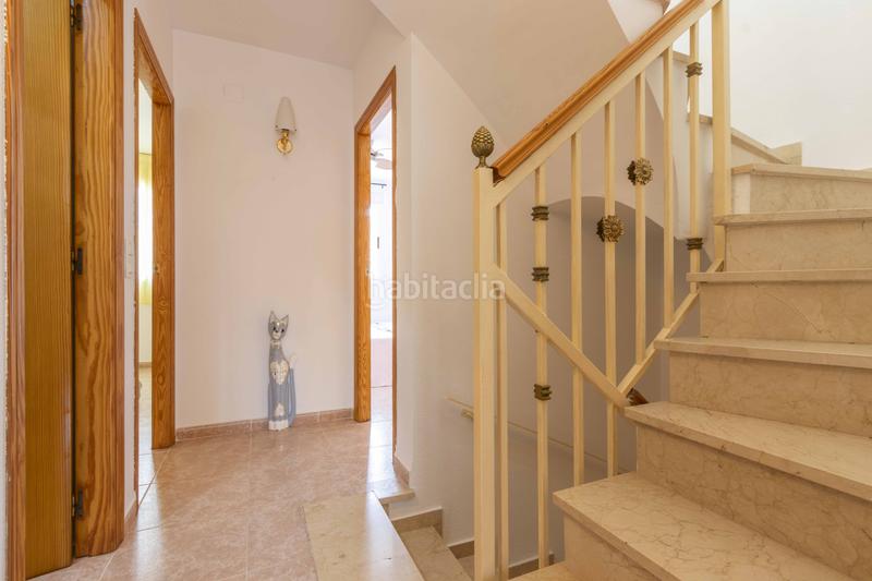 Foto e25ffb3f-7d8c-42c0-9b6a-0453bd4d0c0c. Casa a schiera con parcheggio in Alameda Park Manises