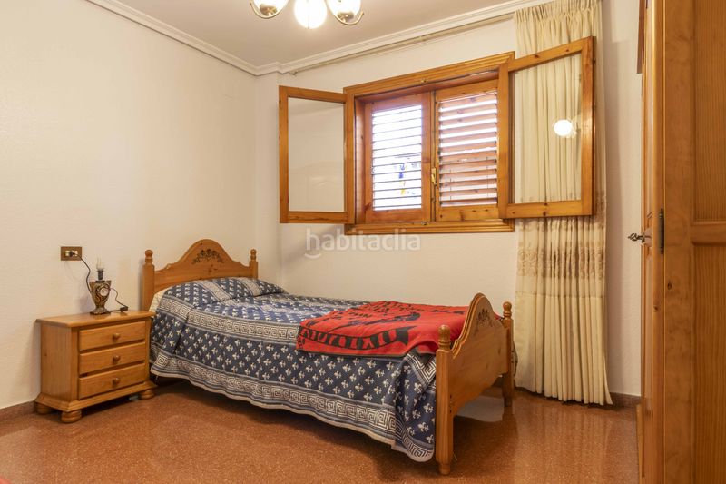 Foto 9bac3589-0a6b-45e3-aad5-8bd11d0d097f. Casa adossada amb aparcament a Nuevo Centro Sagunt