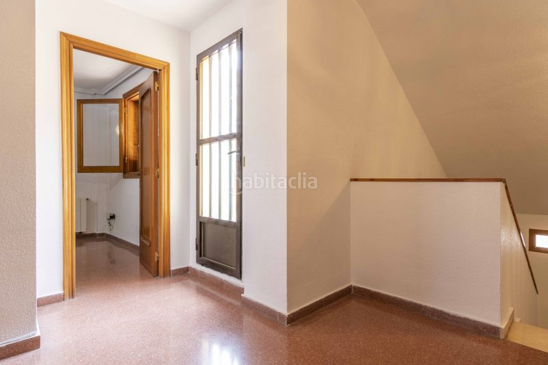Foto c1ecb177-1980-4257-b52b-7f7e59287284. Casa adossada amb aparcament a Nuevo Centro Sagunt