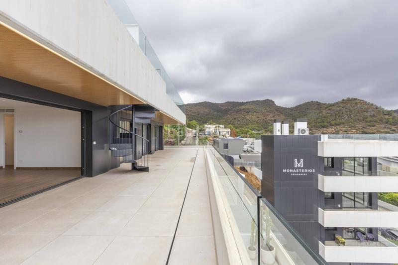 Foto 53ad2d09-582a-4bfa-a613-7cbee15cb551. Alquiler ático  con terraza y vistas al mar urbanización monasterios en Sagunt