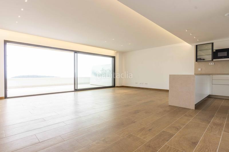 Foto 60ff9b63-05ef-4b58-b8a0-2172bdfa8c4e. Alquiler ático  con terraza y vistas al mar urbanización monasterios en Sagunt