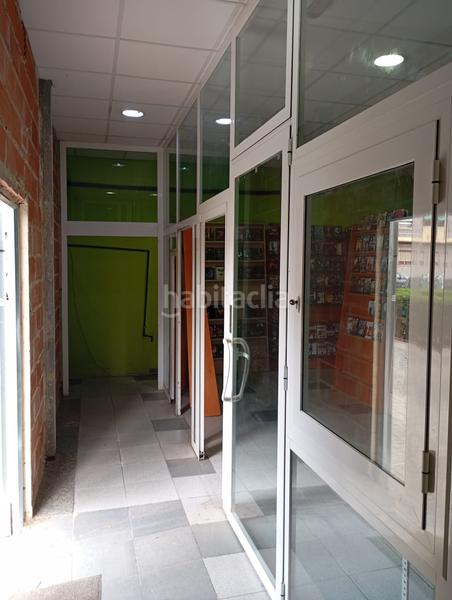 Foto 06ef4755-9f9b-49ec-b7dc-d3e3d50fc641. Alquiler local comercial  en alquiler frente a jardin e instituto en Tavernes Blanques