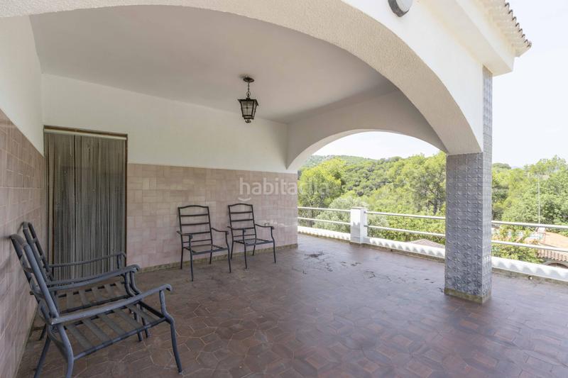Foto 3b5f622a-0064-460b-89f8-00910d86b6b5. Casa chalet con piscina, pista de frontón y dos viviendas independientes o en Sagunt