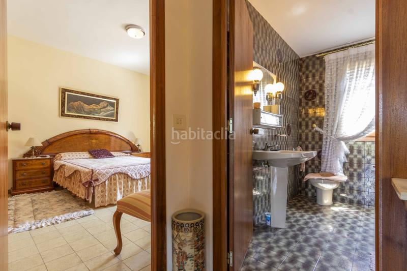 Foto de1010f5-e2e4-47af-b1bc-8af71a3f0bef. Casa chalet con piscina, pista de frontón y dos viviendas independientes o en Sagunt