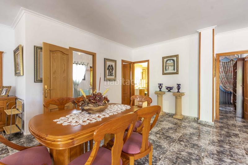 Foto f53e843a-7f31-4c51-82d9-f6127675fe34. Casa chalet con piscina, pista de frontón y dos viviendas independientes o en Sagunt