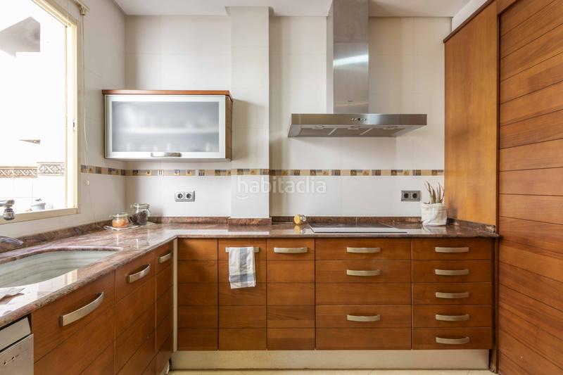Foto 47523cf9-982c-49cb-8068-a5b082dc7b3e. Casa chalet adosado en venta l horta nord, valència en Rafelbunyol