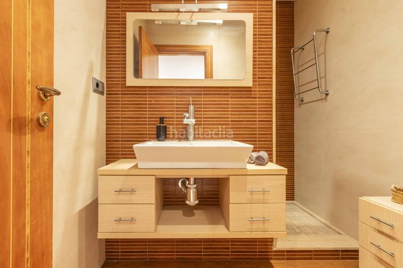 Foto 6faa7a63-1dbc-4ba9-9715-db005d676428. Casa chalet adosado en venta l horta nord, valència en Rafelbunyol