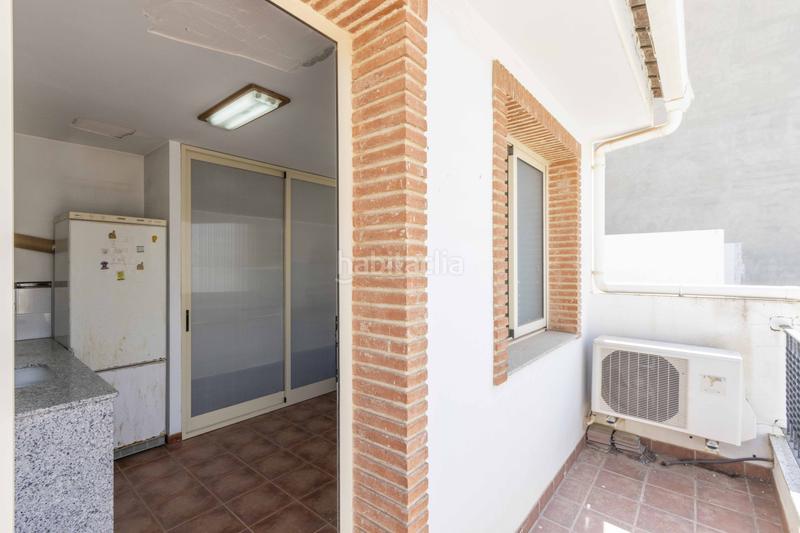 Foto e077d8d9-1750-4212-9a82-ff9dca7104e2. Casa chalet adosado en venta l horta nord, valència en Rafelbunyol