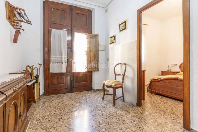 Foto e3cdeaed-b42c-415d-a5a1-16791c0781ad. Casa adosada  con terraza en el centro lista para entrar a vivir en Moncada