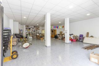 Local Comercial a Albalat dels Sorells. En el corazón de albalat dels sorells, presentamos un atractivo
