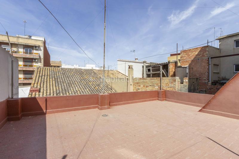 Foto 4067db6b-ae01-45a8-b3bf-ea071fb301d7. Casa a El Castellar i l'Oliverar Valencia