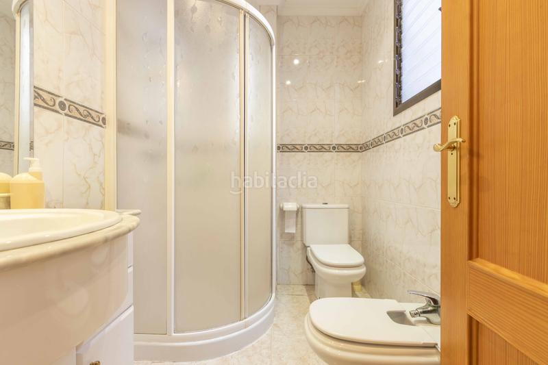 Foto 885ad046-5559-469a-bfd1-20c6e9ff77f0. Casa a El Castellar i l'Oliverar Valencia