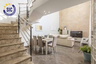 Casa adossada a Faura. Casa de diseño del 2008 en en venta en faura.