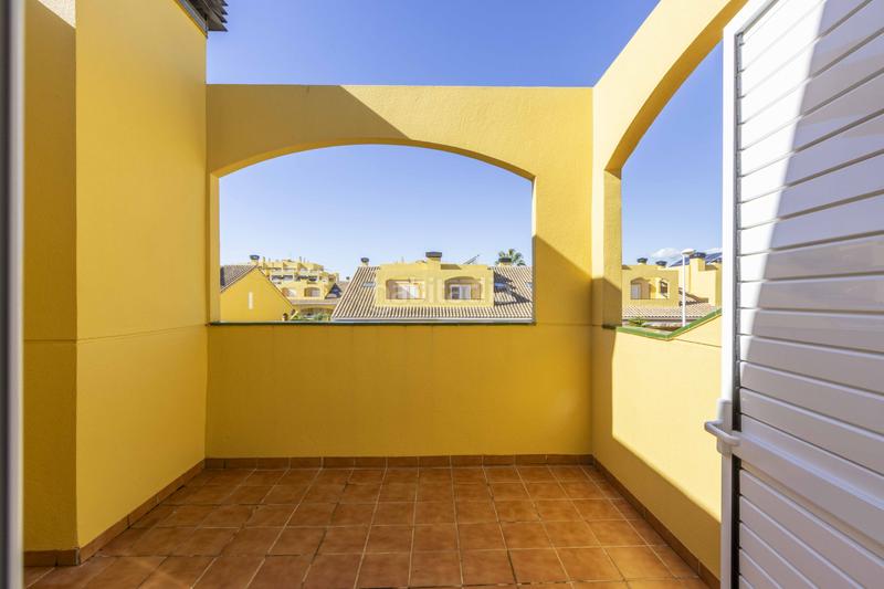 Foto 730b8b68-116e-4c0c-b1bc-7cc9d495c222. Casa tu hogar perfecto en la costa amplitud, vistas y paz en Sagunt