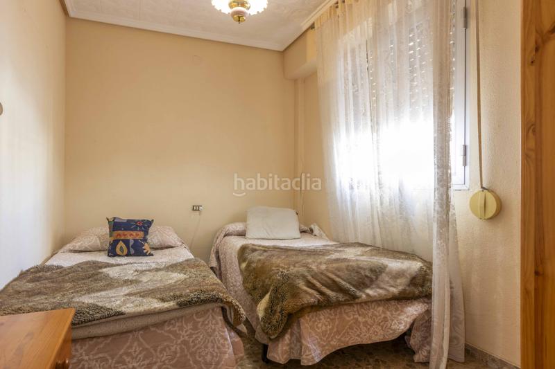 Foto 1ac5fd73-a5a7-48dc-ae56-4ffcba643fb9. Casa adossada amb calefacció a Massamagrell