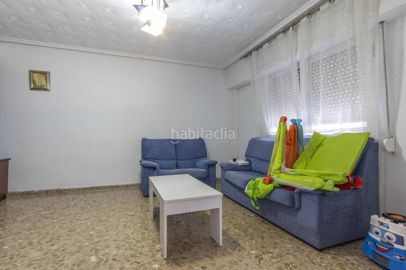 Foto 45422fb1-2bcf-4751-afe2-685ff0090ec3. Casa adossada amb calefacció a Massamagrell