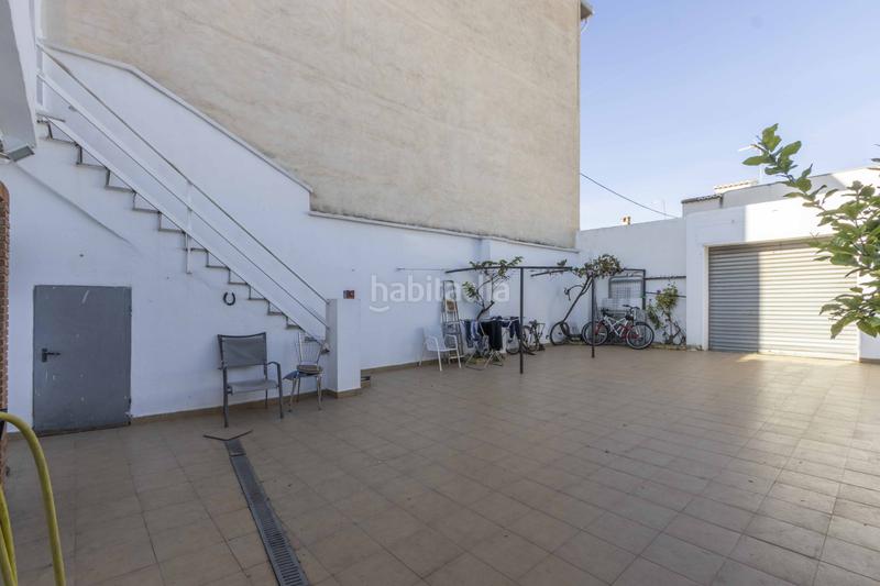 Foto 58d24723-3cff-4037-803d-ed92668065a7. Casa adossada amb calefacció a Massamagrell