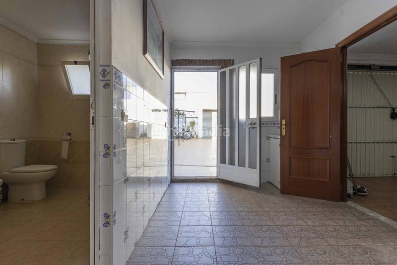 Foto c3489225-f5b6-4650-992d-44661d76cf20. Casa adossada amb calefacció a Massamagrell