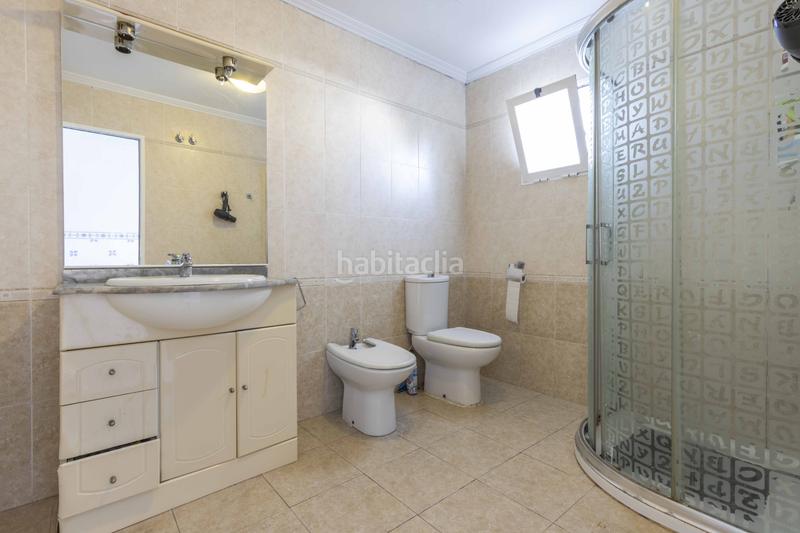 Foto dea46bd3-f5c9-42ef-a8ef-6f1eb0dc28cd. Casa adossada amb calefacció a Massamagrell