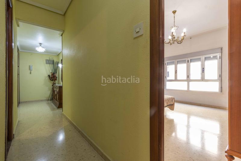 Foto 66feac9a-7bee-4fb6-816d-c351cd0464f6. Pis amb aparcament a Avenida de Abril-9 de Octubre Sagunt