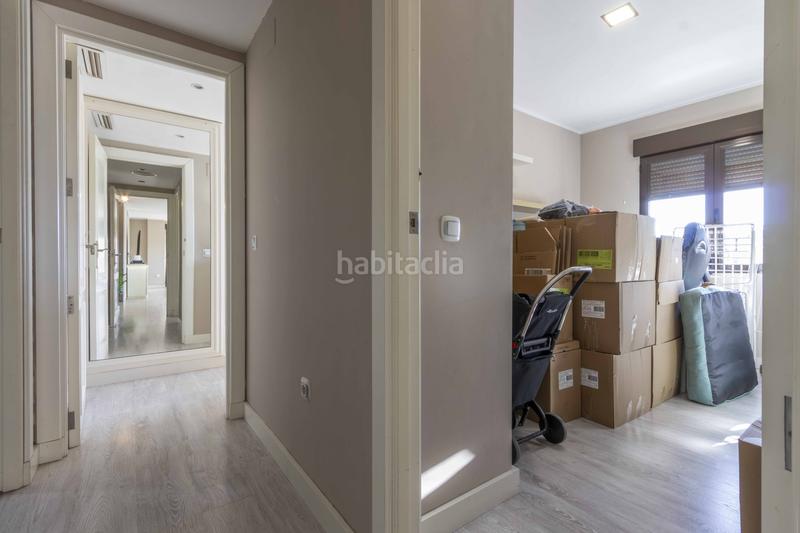 Foto 03374d33-241a-4002-b123-e01072a64f6e. Piso  seminuevo con luz natural, buen espacio y ubicación excepcional en Meliana