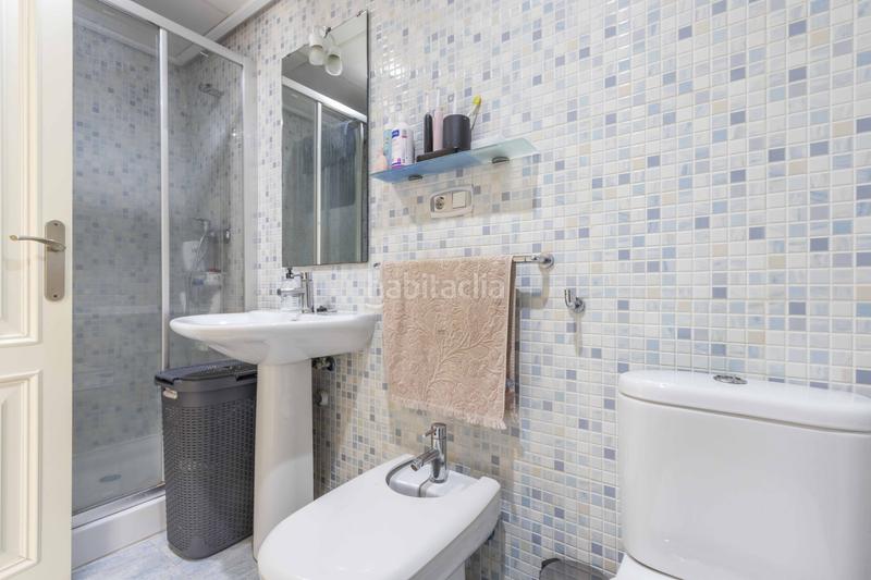 Foto 37e9059e-5f55-4605-91f2-12099ced0f78. Piso  seminuevo con luz natural, buen espacio y ubicación excepcional en Meliana